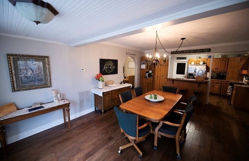 Pangburn House | The Ramsey House located in the heart of Pangburn