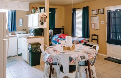 Rio Frio Cabin | The Ranch Cabin @ Whiskey Mountain Great Location!