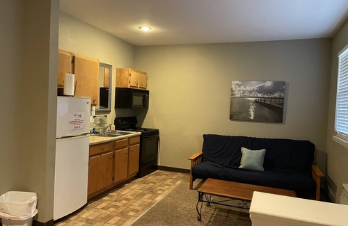 Tool Hotel | The Ranch Suites
