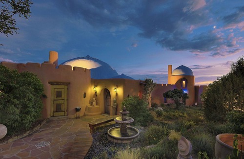 Santa Fe House | The Rass Mandal Residence: A Unique Oasis for Families, Reunions & Getaways