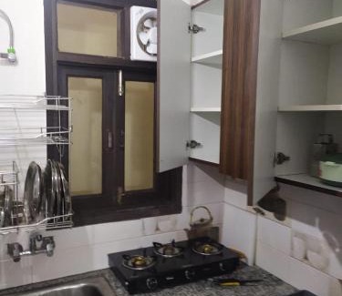 New Delhi Apartment | The Raveesh Lado - 1BHK Fully Furnished Apartment