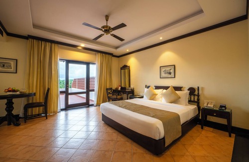 Azhinjilam Resort | The Raviz Kadavu