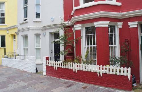 Notting Hill Apartment | The Red Apartment