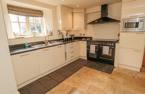 Morpeth Cottage | THE RED BARN, family friendly, with open fire in Longframlington