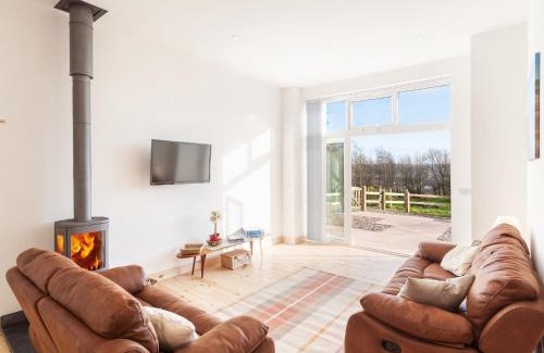 Barnstaple House | The Red Barn