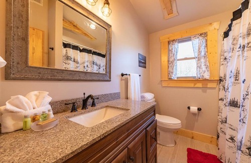 Maggie Valley House | The Red Fox Cabin