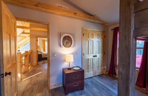 Maggie Valley House | The Red Fox Cabin