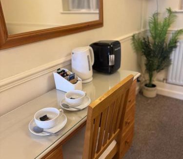 Meliden Hotel | The Red Lion Inn & Restaurant