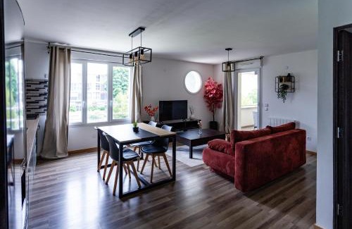 Vigneux-sur-Seine Apartment | The Red Peak Paris 25min RER D