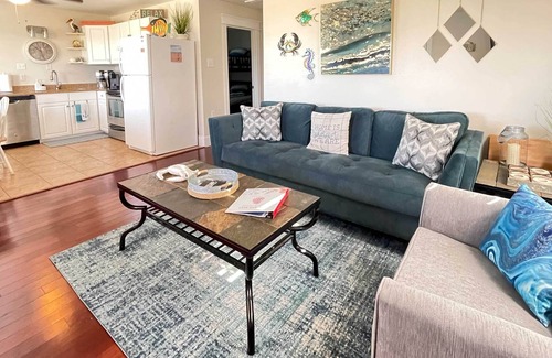 Surfside Beach House | 'The Red Reef' Home w/ Sundeck, Walk to Beach