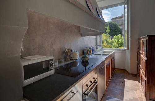 San Lorenzo Apartment | The Rediscovered House