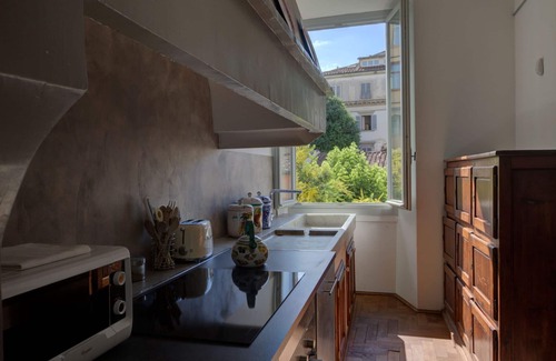 San Lorenzo Apartment | The Rediscovered House