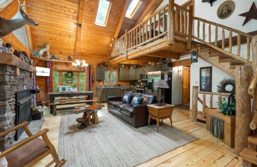 Blue Eye House | The Refuge
