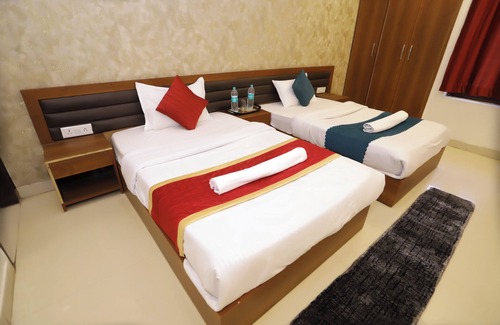 Sector 70 Hotel | The Regal Inn