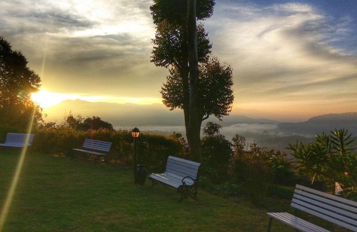 Chinnakanal Resort | The Regalia Munnar
