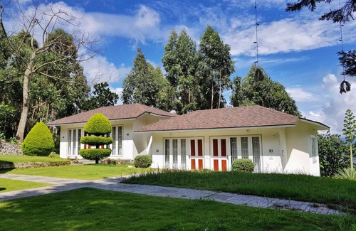 Chinnakanal Resort | The Regalia Munnar