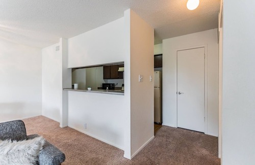 Midland Apartment | The Relaxing Suites of Midland