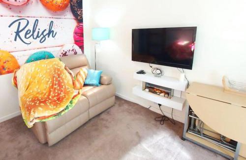 Largs Apartment | The Relish - ground floor flat in Largs