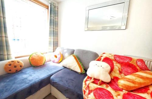 Largs Apartment | The Relish - ground floor flat in Largs