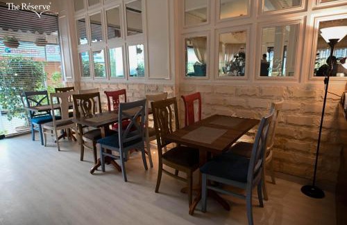 D.H.A. Hotel | The Reserve Boutique Hotel