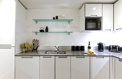 Fitzrovia Hotel | The Residen