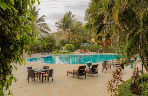 Goregaon East Hotel | The Residence Hotel & Apartments