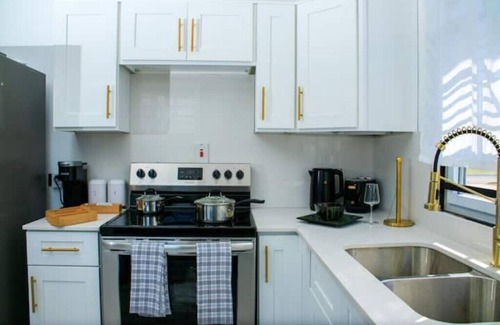 Spanish Town House | The Residence @Seville|Gated|FullyAC|Washer|Dryer