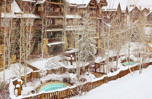 Avon Condo | The Residences Bachelor Gulch, FREE LIFT TICKETS, uber luxury, formerly Timbers