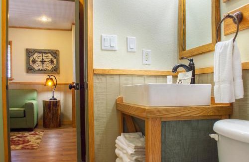 New Braunfels Resort | The Resort at Schlitterbahn