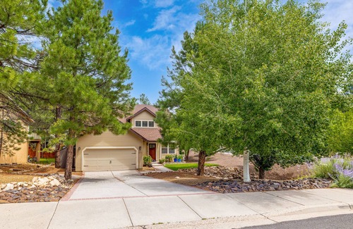 Ponderosa Trails House | The Retreat across from the Park w AC