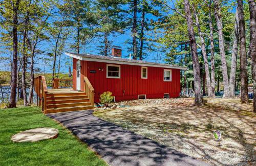 South Sanford House | The Retreat at Little Pond