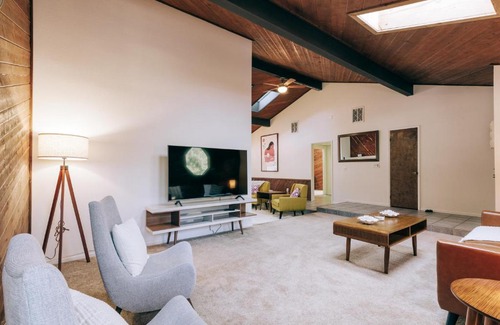 Idyllwild House | The Retreat Cabin