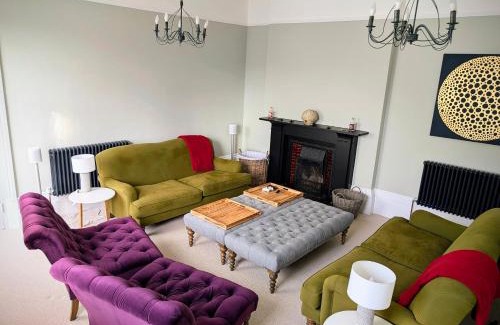 Blunsdon House | The Retreat