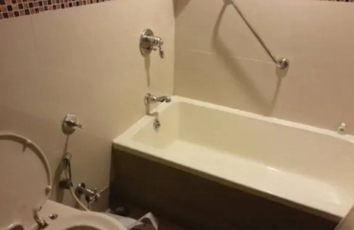 Mumbai Resort | The Retreat Hotel & Convention Centre