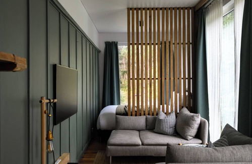 Musk Other | The Retreat - Reconnect with nature in style