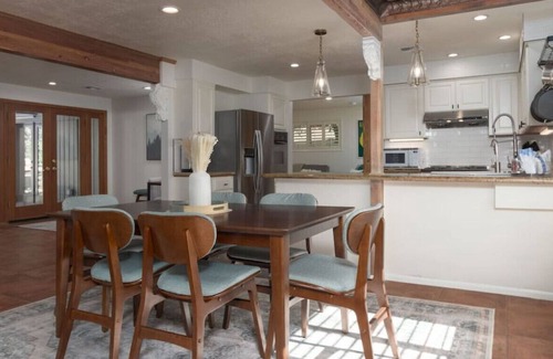 Harlow House | The Reunion Game House: 10 min walk to Autzen