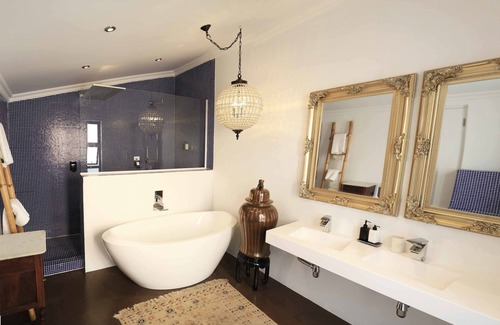 Walvis Bay House | The Rez Guesthouse