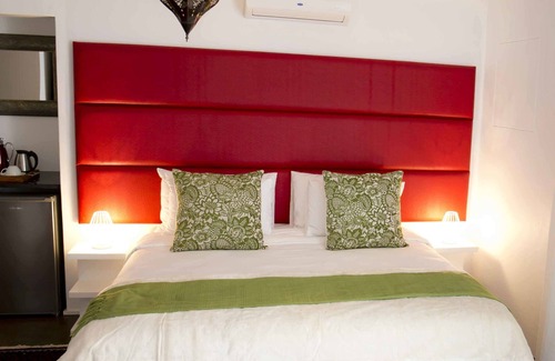 Walvis Bay House | The Rez Guesthouse