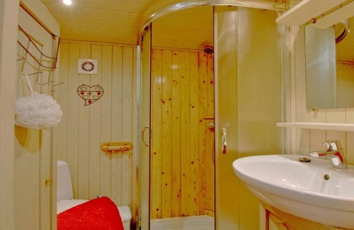 Gedre House | The Rhododendron trailer
