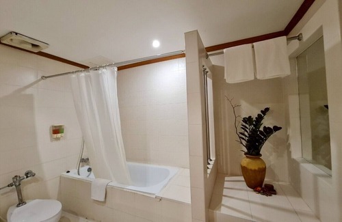 Nonthaburi Hotel | The Rich Hotel Rama 5