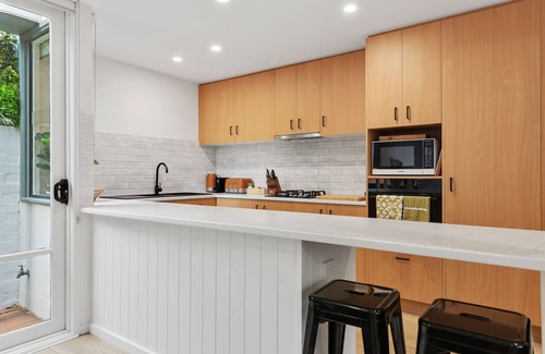 Richmond House | The Richmond House by Ready Set Stay - Family Friendly Holiday House, full linen