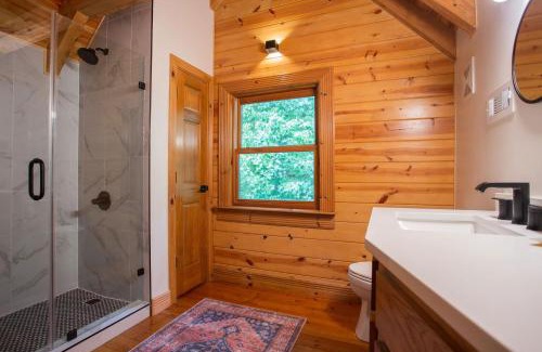 Bostic House | The Ridge: A Modern Cabin