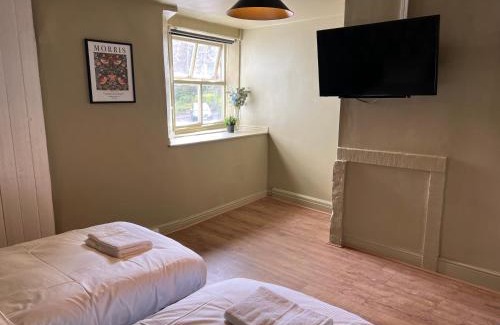 Halifax Apartment | The Ring O'Bells