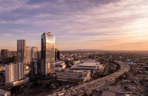 Downtown Los Angeles Hotel | The Ritz-Carlton, Los Angeles L.A. Live