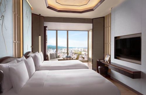 Xinjiekou Hotel | The Ritz-Carlton, Nanjing