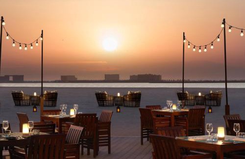 Al Hamra Village Resort | The Ritz-Carlton Ras Al Khaimah, Al Hamra Beach