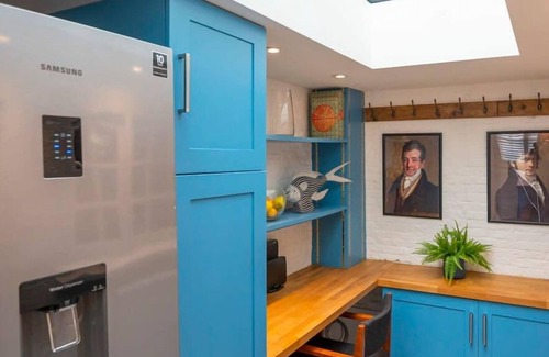 Henley-on-Thames House | The River Cottage Retreat With Roof Garden