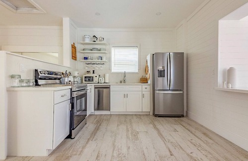 West Little River House | THE RIVER HOUSE MIAMI YOUR BACHELORTTE, EVENT, OR PHOTOSHOOT DESTINATION!n