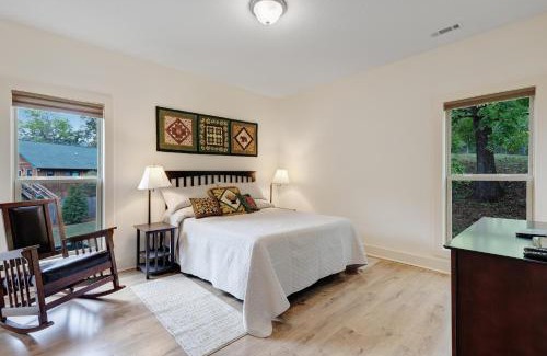 Dillsboro House | The River House