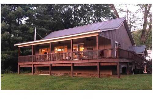 Irvine Cottage | The River's Edge - Rare find along The Allegheny River 3 bedroom/1 1/2 bath